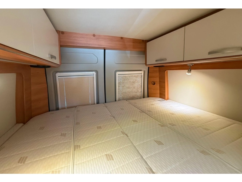 Hymer Grand Canyon CL 4 slaapplaatsen  foto: 8