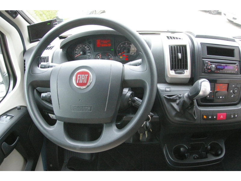 Carthago Malibu 640 Enkele bedden, Automaat.  foto: 18