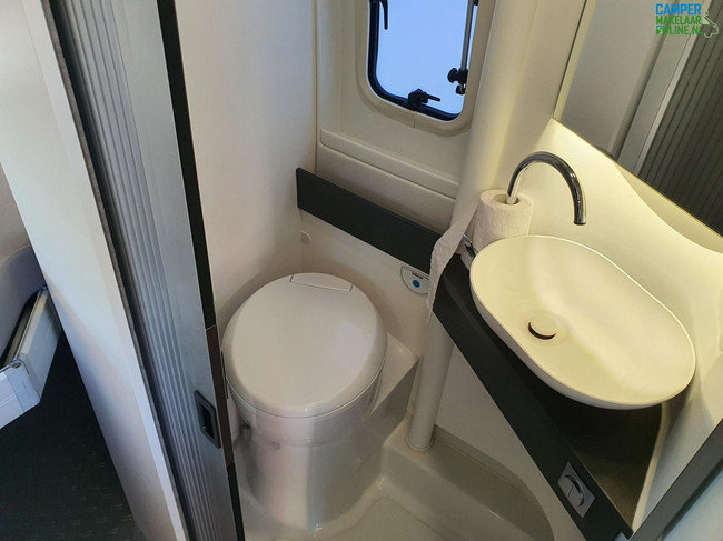 Adria Twin Supreme 640SGX foto: 16