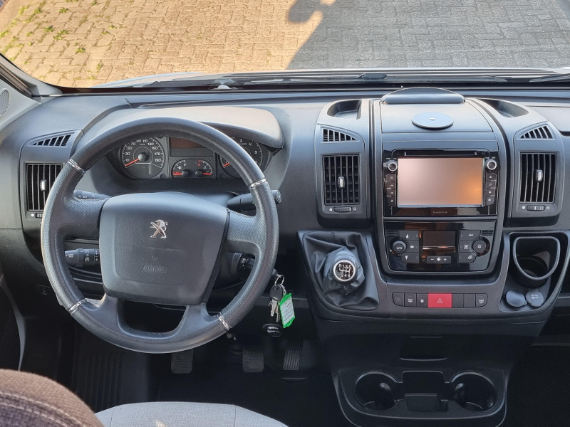 Weinsberg CaraCompact Pepper 600 MEG HPC Levelsysteem  foto: 9