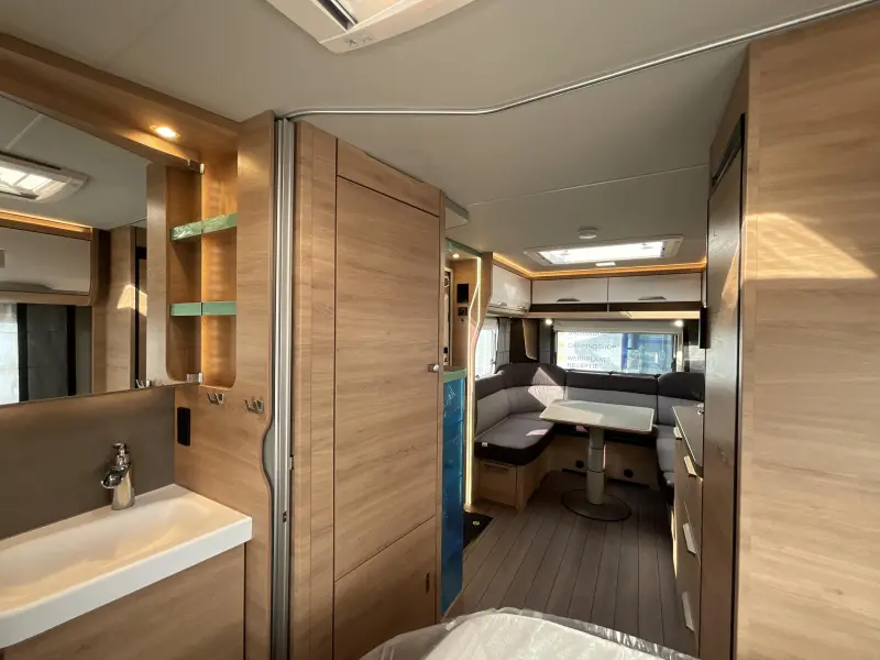 Knaus Sudwind Black Selection 500 FU FRANS BED-VLOERVERW  foto: 11