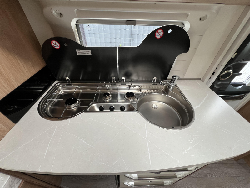 Hobby De Luxe 455 UF  foto: 7