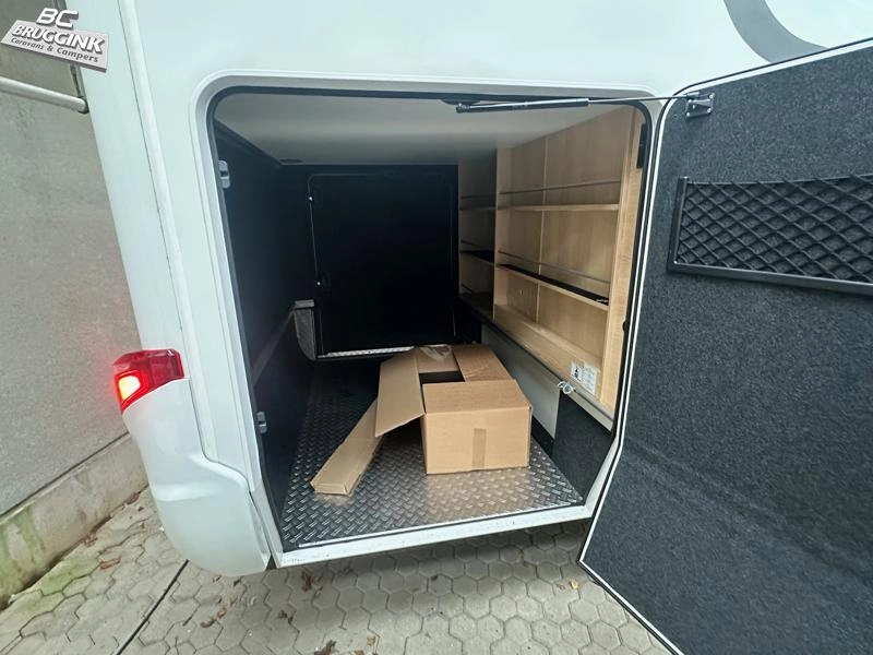 Hymer B-MC I 600 ENKELE BEDDEN + HEFBED  foto: 14