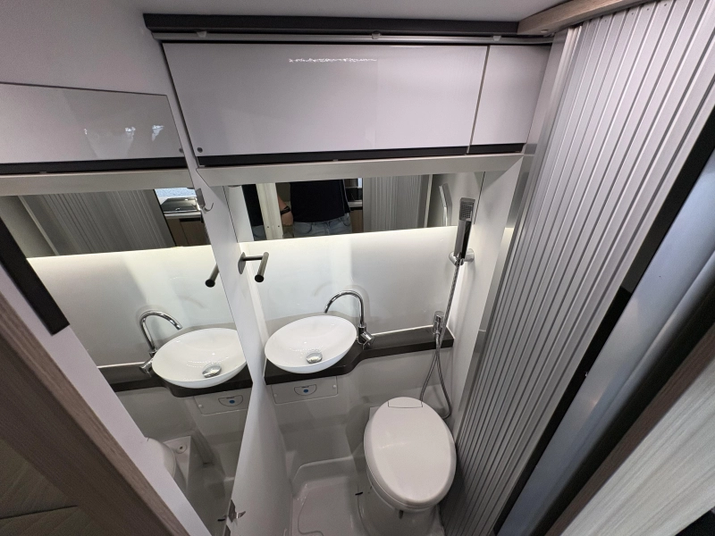 Adria Twin Plus 540 SP compact / all season Foto: 10