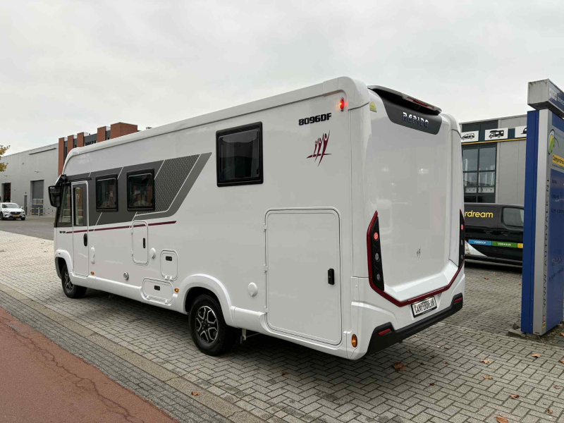 Rapido 8096 DF Alko Chassis  foto: 2
