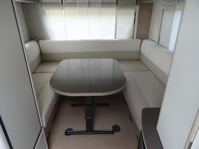 Bürstner Premio Plus 440 TK foto: 6