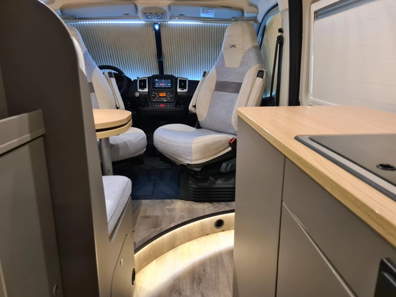 LMC Innovan 600 Skyroof - medio sept/okt  foto: 10