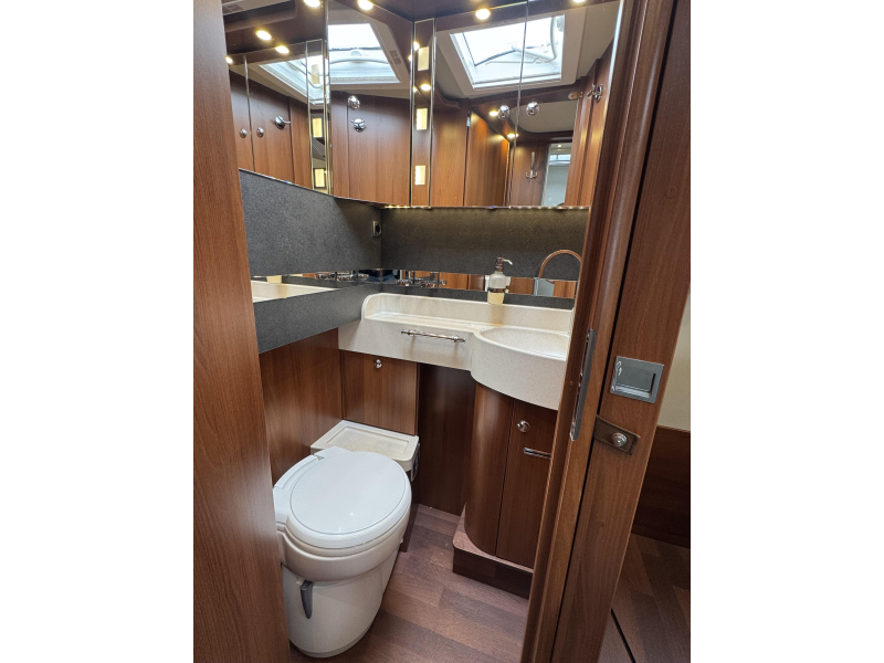 Carthago Chic C-Line I 5.0 QB Queensbed- Mercedes  foto: 8