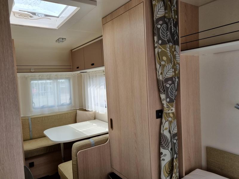 Adria Aviva 390 PS Lichtgewicht!  foto: 11