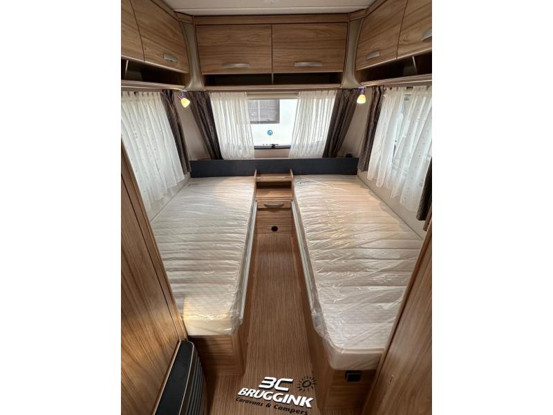 Eriba Nova Light 470 - HERFSTAANBIEDING!  foto: 10