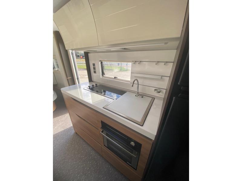 Adria Alpina 663 PT 3 stapelbed  foto: 11