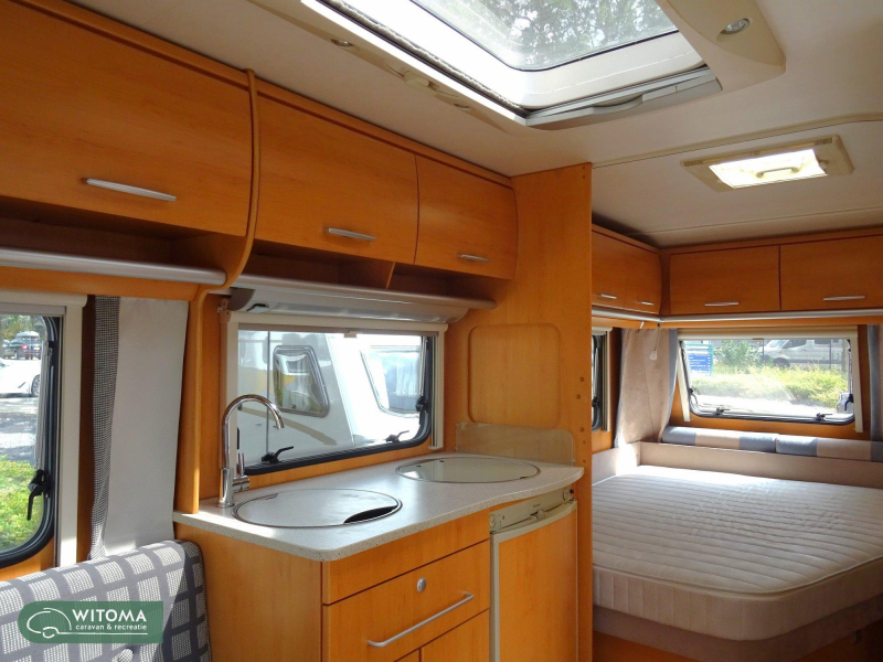 Eriba Sporting Pulse 465 beautiful caravan photo: 6