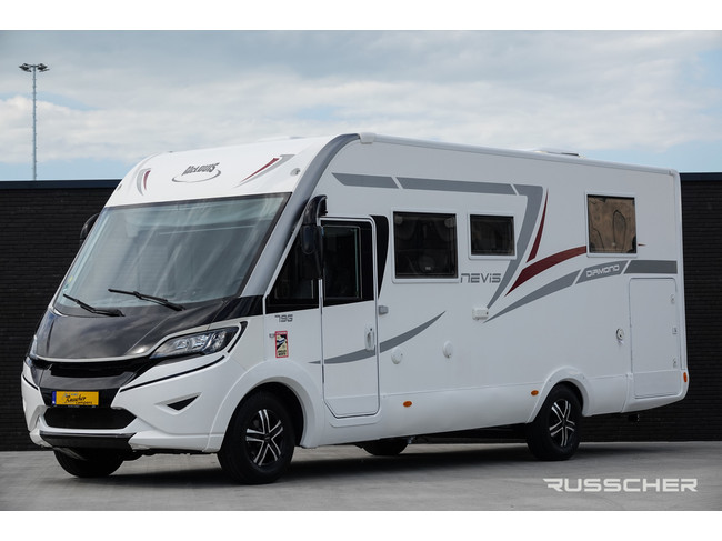 Mc Louis NEVIS | 150Pk | Queensbed | Dakairco | Luchtvering | Zonnepaneel foto: 0