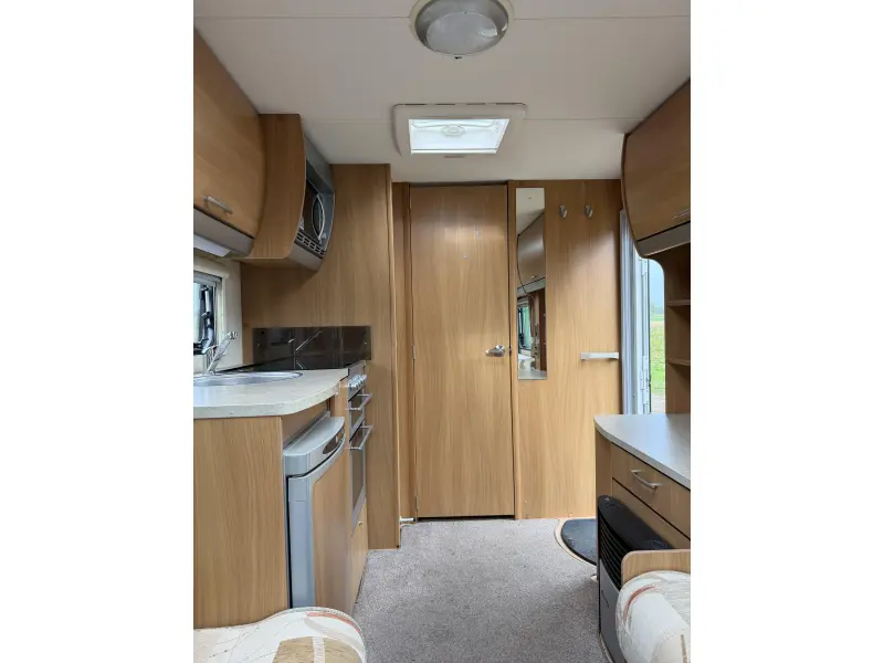 Swift Charisma  foto: 12