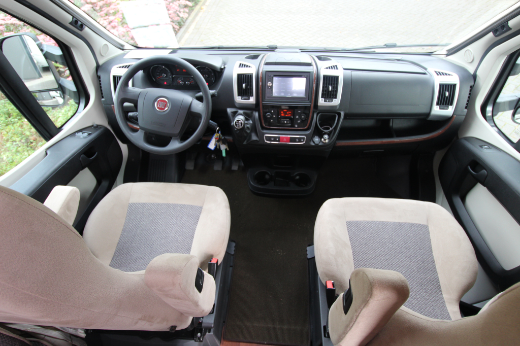 Carthago  Chic C-line T 4.8  foto: 16