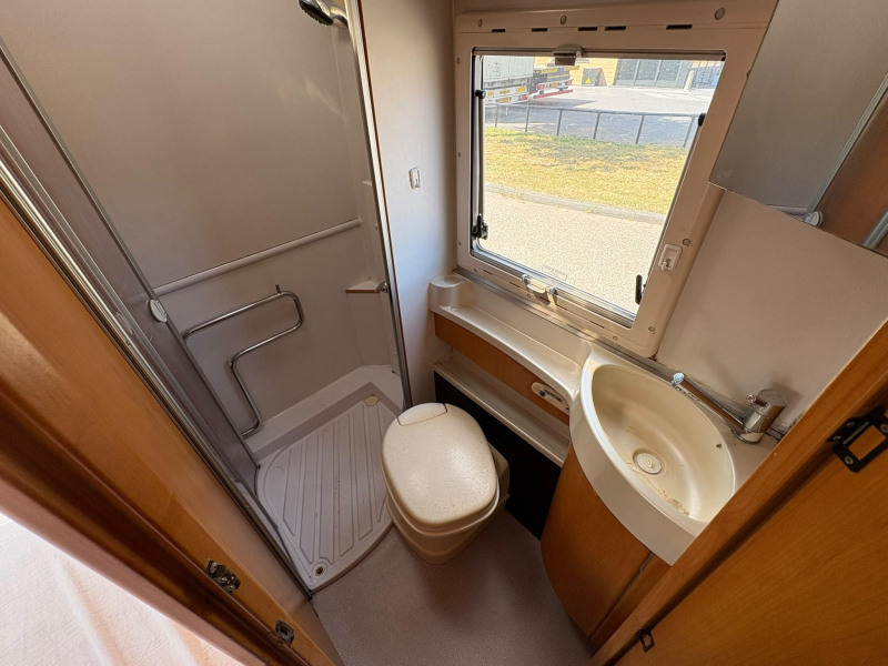 Autostar Athenor 458, Aire acondicionado, Comedor, Cama fija foto: 14