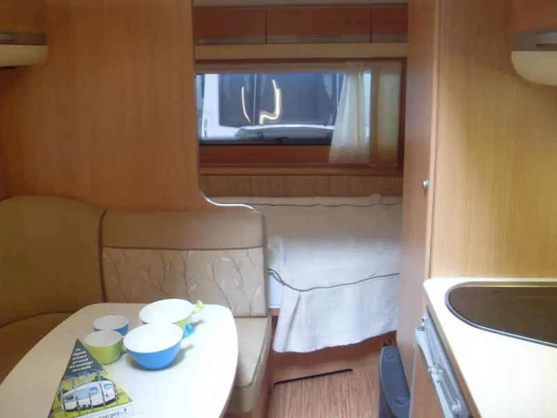 Adria Adora 563 PK 6 persoons 