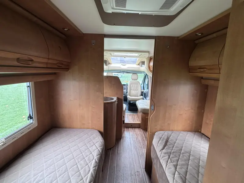 Rapido 7065+ F veel extra's accessoires  foto: 18