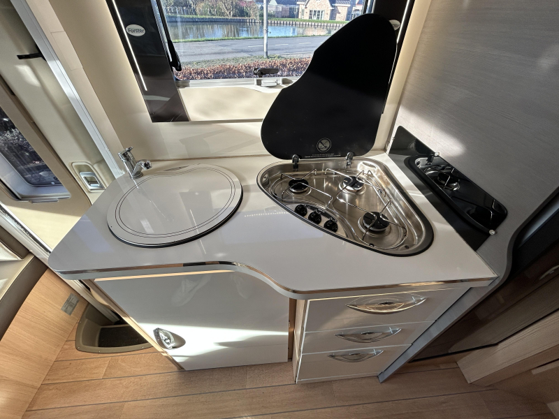 Forster T 699 EB Automatik, Klimaanlage, Solar. Foto: 12