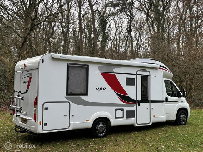 Bürstner Ixeo Time it 734 Fiat 2.3 131pk Euro 5 | Queensbed | Elektr.Hefbed | Aparte douche/ wc | Garage | Camera | Trekhaak | 91dkm | TO foto: 4