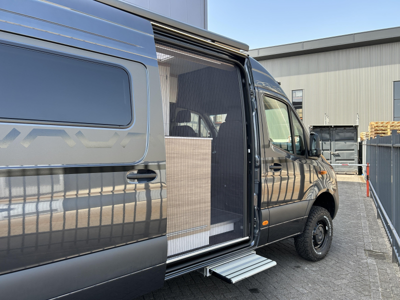 Frankia Yucon 6.0 GD 4x4 K-Peak Mercedes Benz  foto: 7