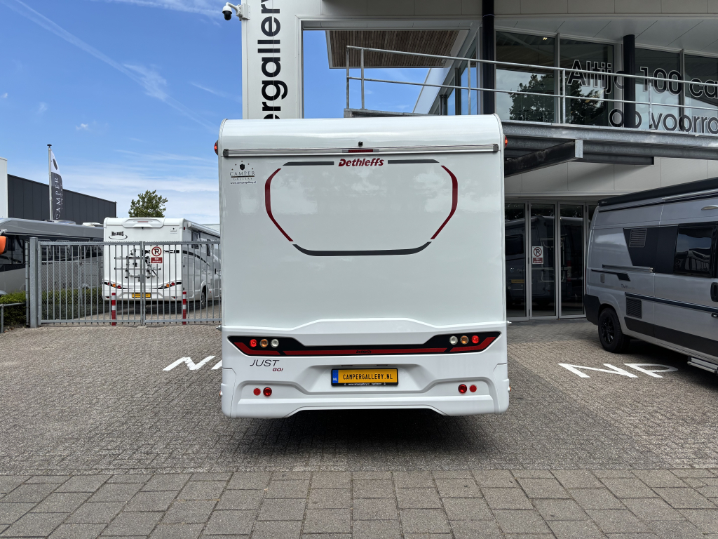Dethleffs JUST GO QUEENSBED+HEFBED FACE TO FACE AUTOMAAT foto: 17