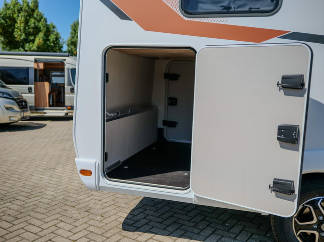 Weinsberg CaraCompact 600 MEG modelo 2027, autom&aacute;tico foto: 6