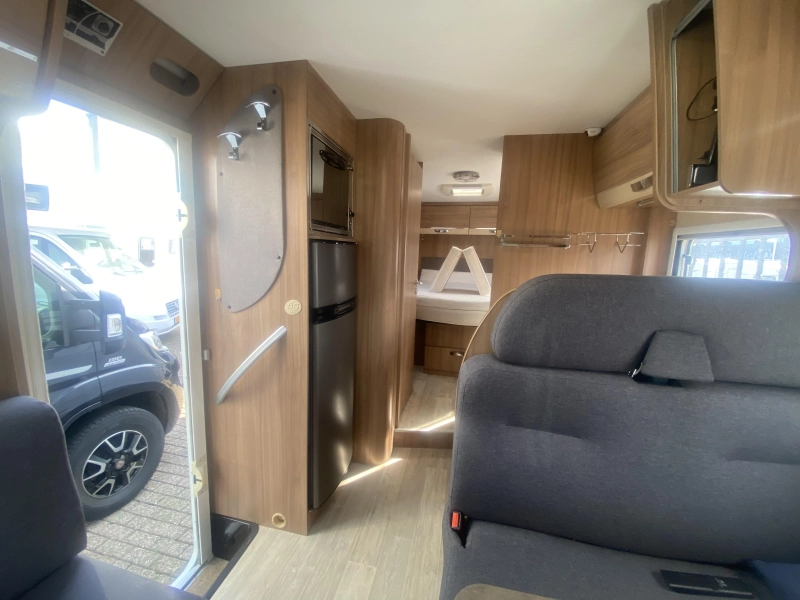 Pilote Aventura P 730 mit Queensize-Bett UND LUXUS Foto: 18