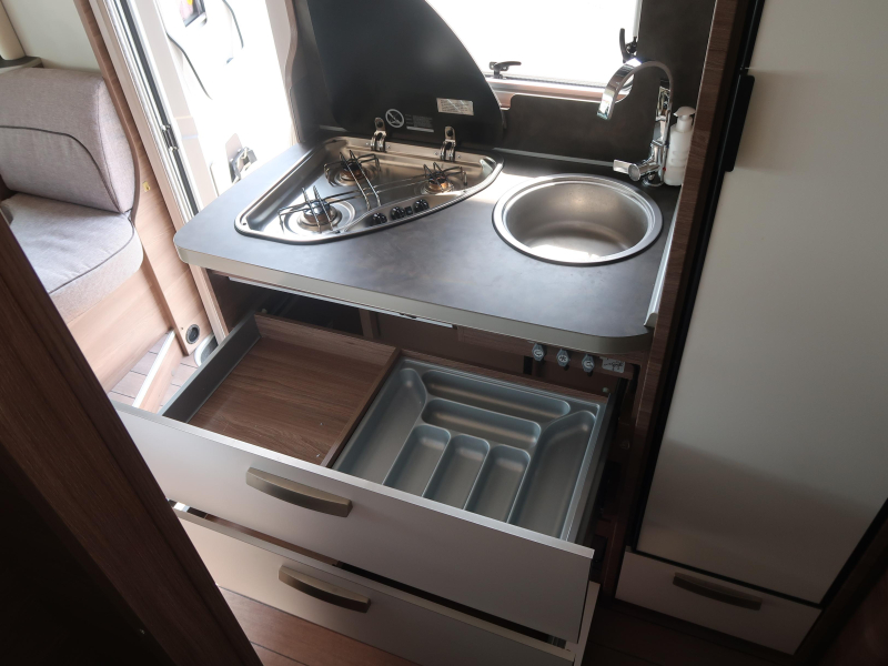 Knaus L!ve I 650 MEG AUTOMATIK 160 PS KLIMAANLAGE Foto: 5