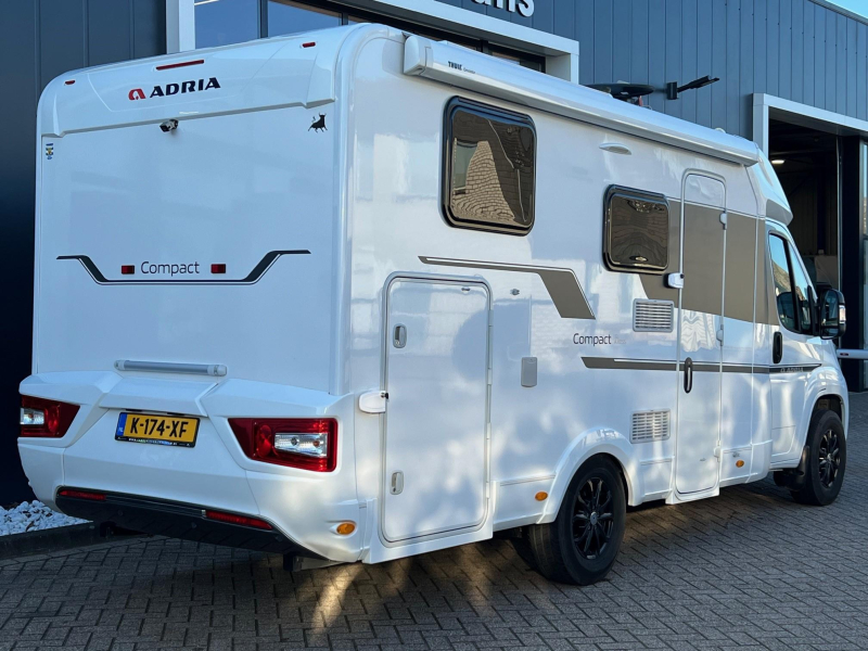 Adria Compact Axess SL Lengtebedden, TV, compact  foto: 4