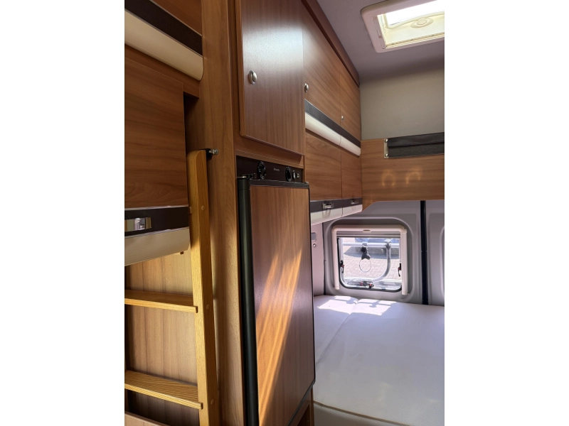 Weinsberg CaraBus 600 MQH 4 Personen Foto: 14