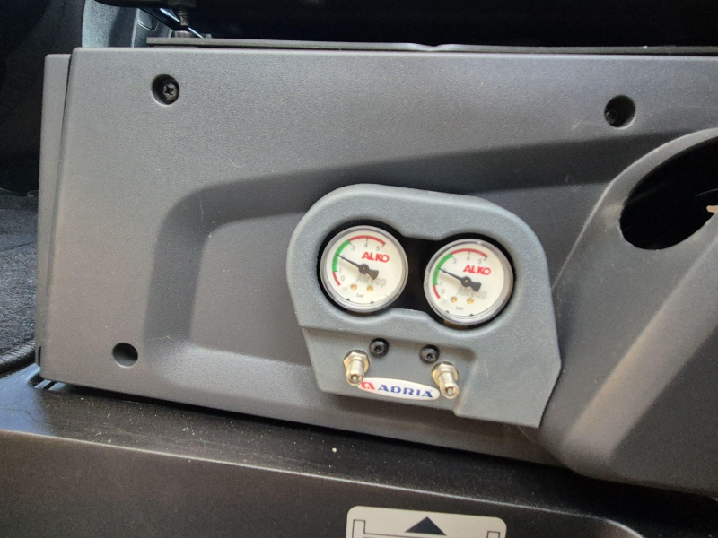 Adria Matrix Plus 670 DL face to face Foto: 22