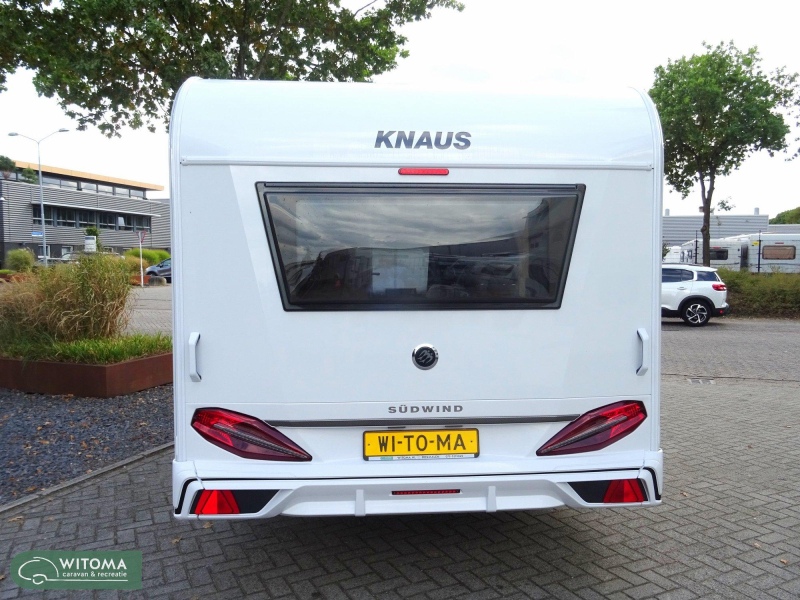 Knaus Sudwind Black Selection 460 EU 50 jaar Witoma voordeel!  foto: 20