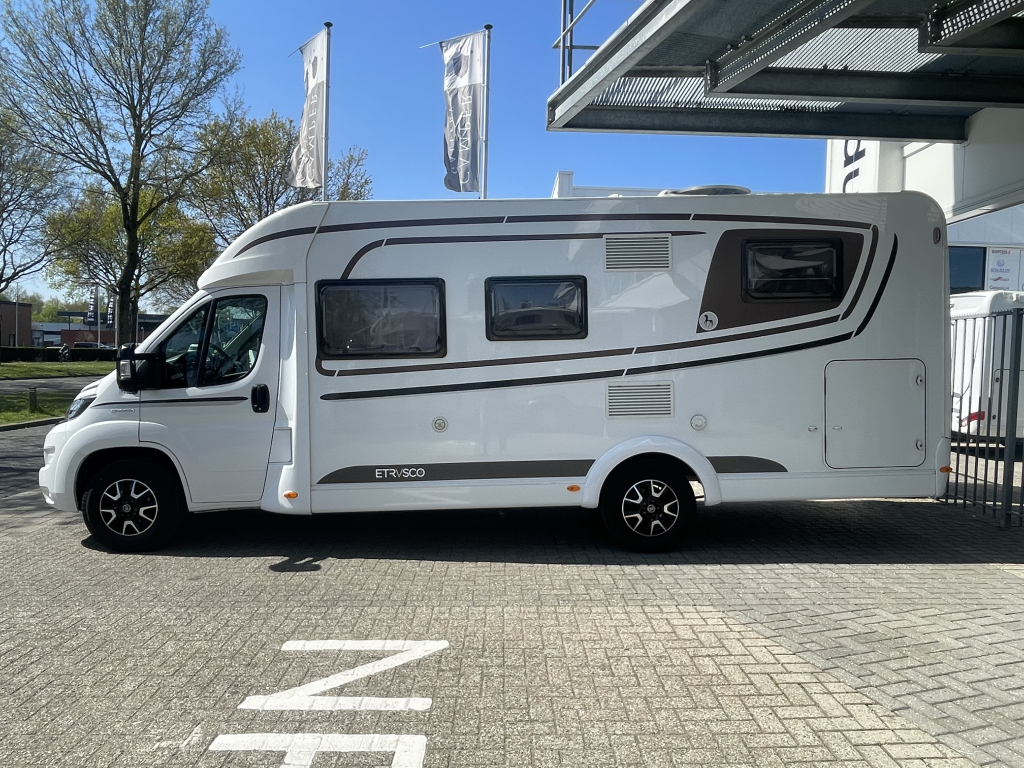 Hymer Etrusco T7300 SB ENKELE BEDDEN + HEFBED FIETSENDRAGER LIFT foto: 9