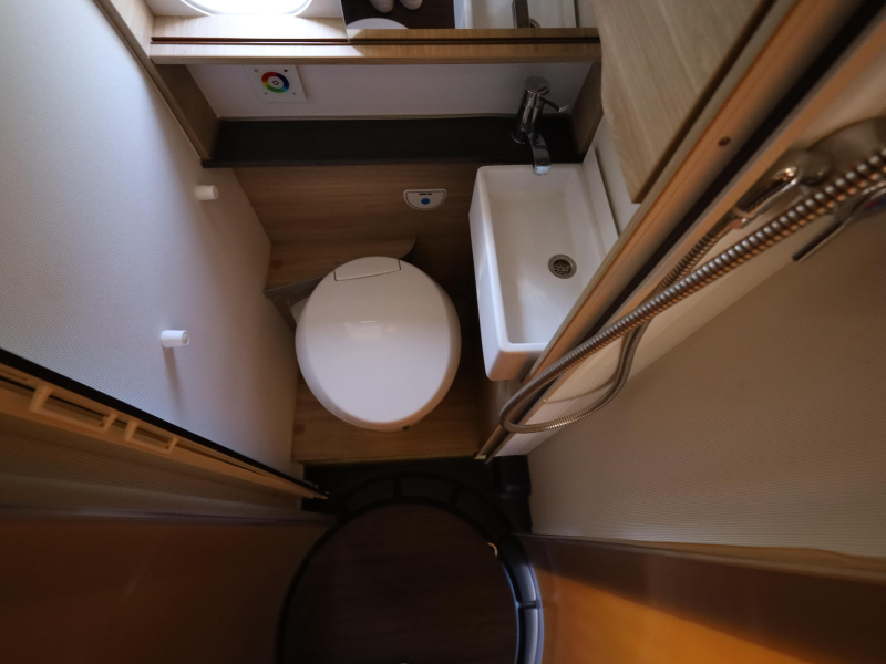 Knaus Boxstar Solution 4 4 persoons met dakairco  foto: 11