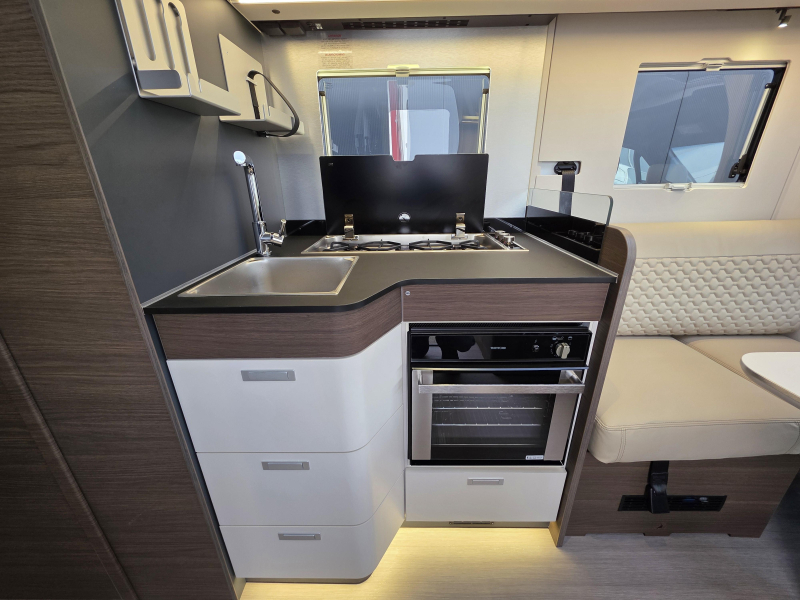 Adria Coral Supreme MB 670 DL  foto: 15