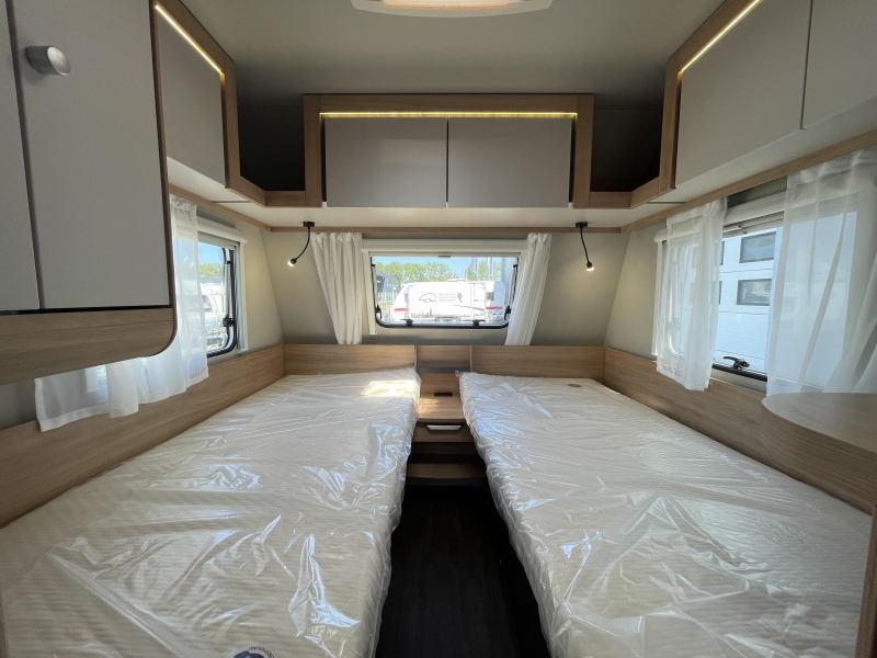 Knaus Sport 460 EU Camas individuales foto: 14