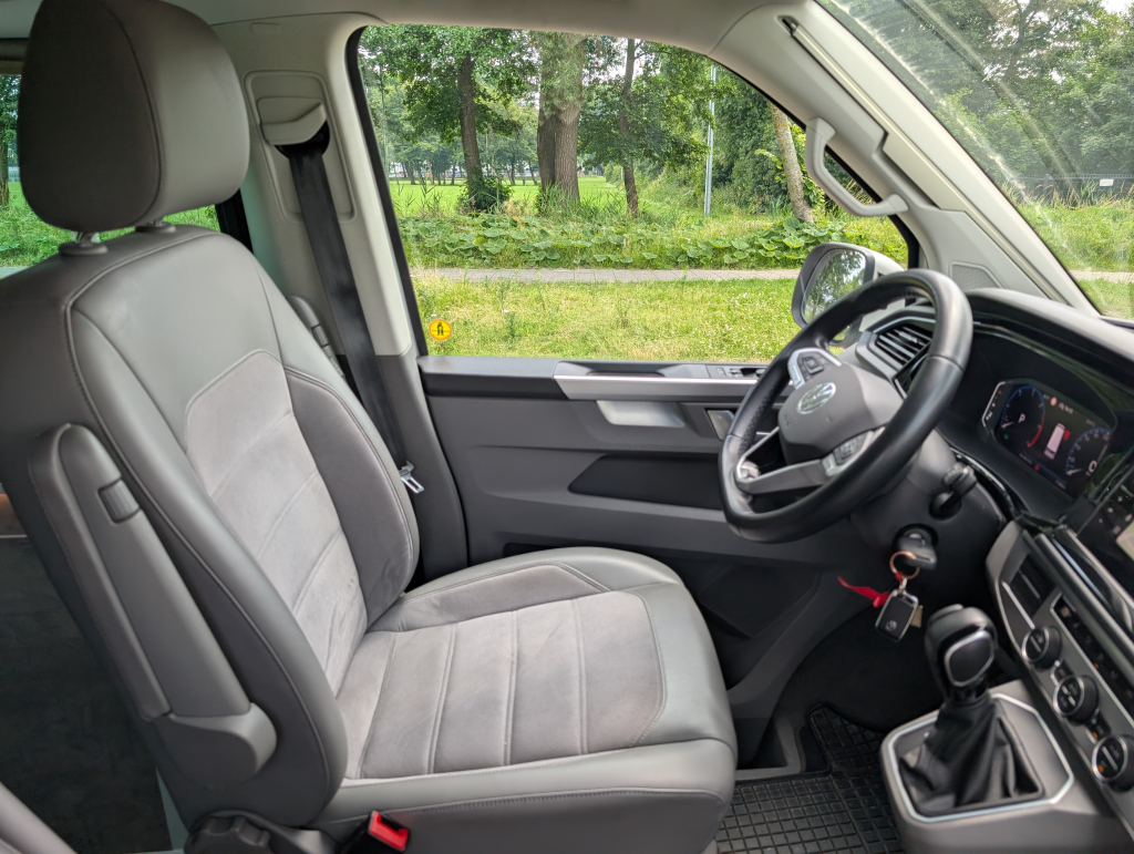VOLKSWAGEN CALIFORNIA photo : 16