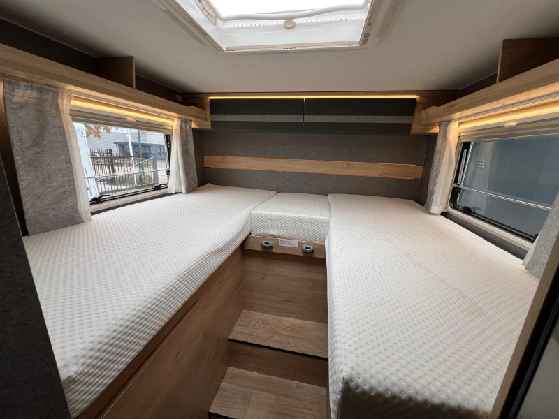 Dethleffs Just 90 T T6815 Klimaanlage, Einzelbett Foto: 11