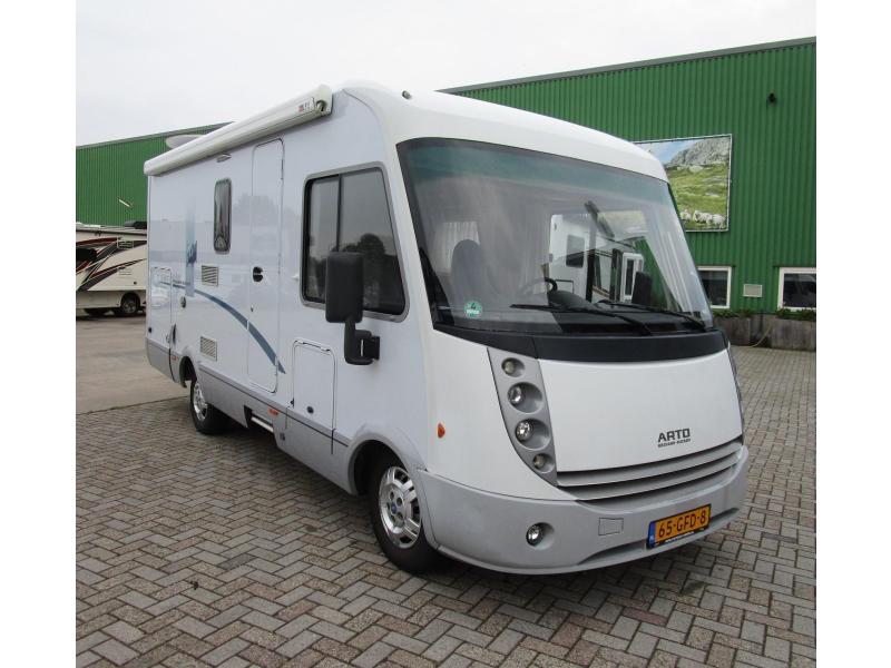 Niesmann+Bischoff Arto 64 GL zeer complete camper