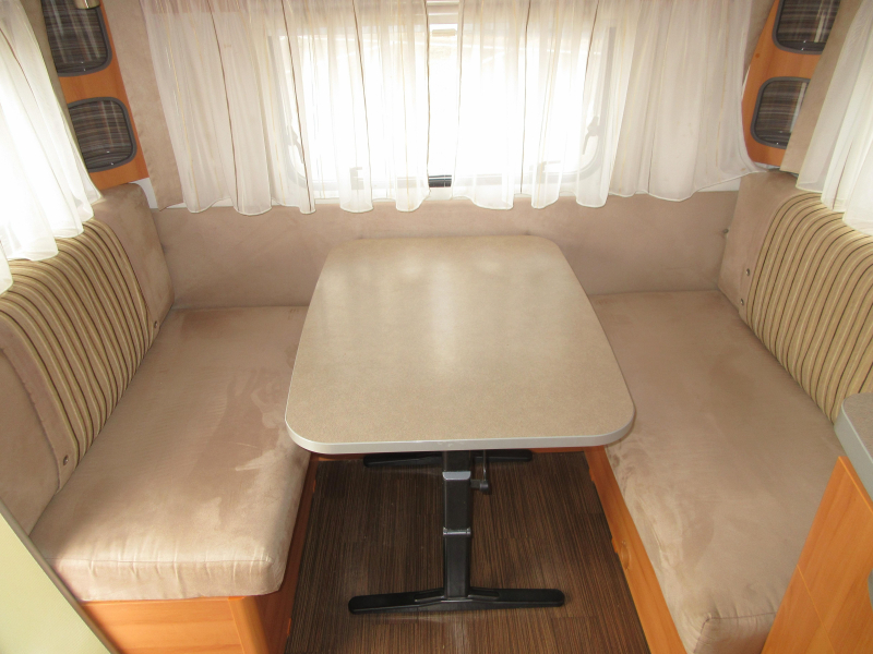 Eriba Feeling 470 CAMAS INDIVIDUALES Y MOVER foto: 5
