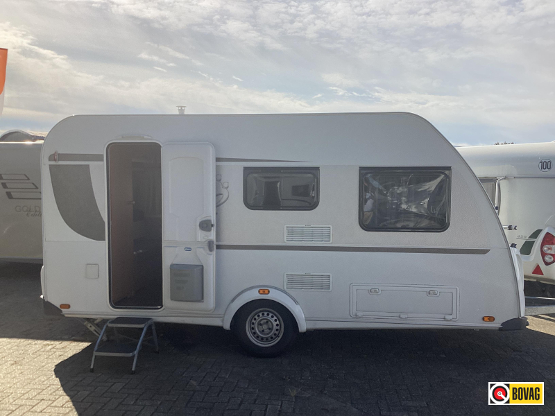 Knaus Sport 420 QD Unico luifel met voorwand  foto: 0