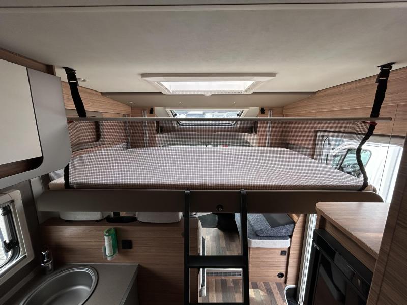 Weinsberg CaraSuite 700 ME Met hefbed & 5e gordel  foto: 15