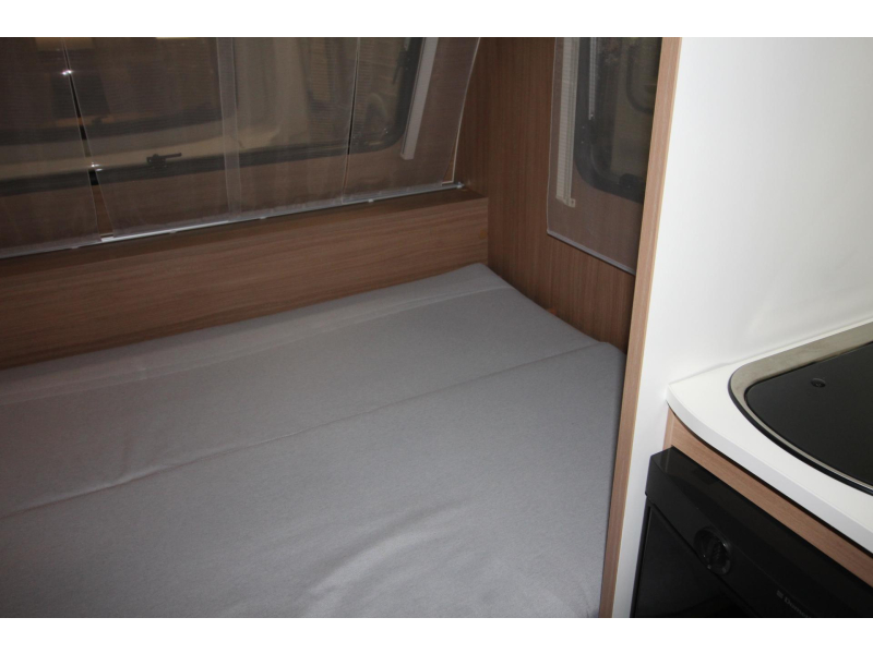 Adria Aviva Lite 390 PS Mover,Voortent,Fietsenrek  foto: 12