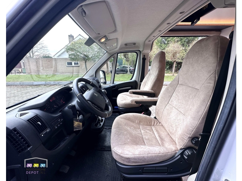 Peugeot Boxer 600 Nieuw gebouwde camper  foto: 5