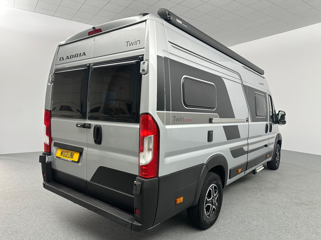 Adria Twin Supreme 640 SGX foto: 21
