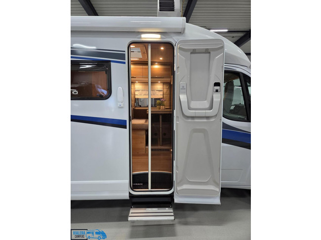 Knaus Sky Ti 650 MEG * Sistema de nivelaci&oacute;n * Excelente estado *2019 foto: 1