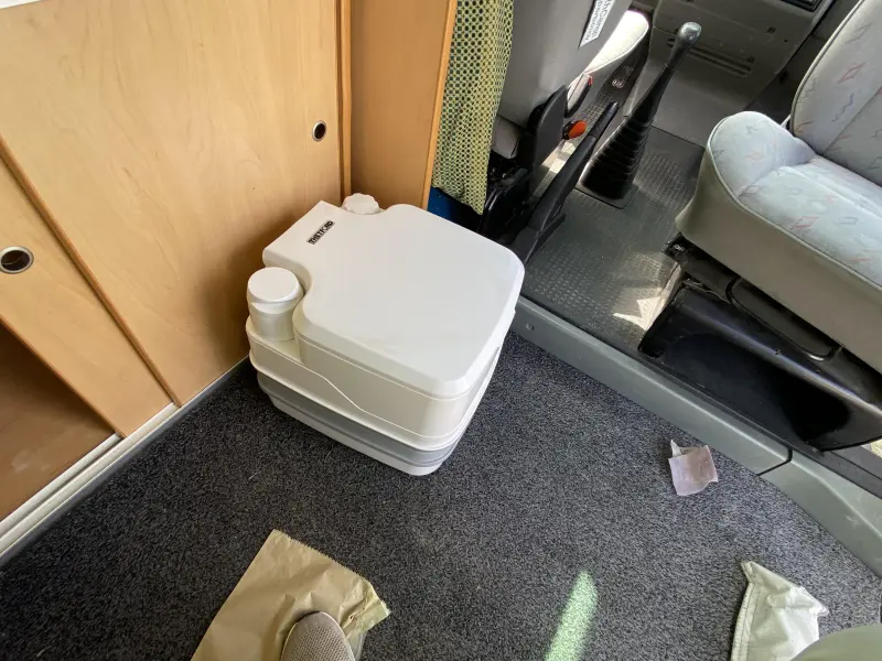 Volkswagen California 4 T 4 pers camper south camp  foto: 16