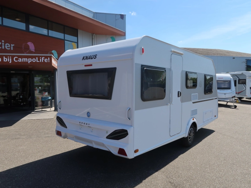 Knaus Sport 460 EU ENKELE BEDDEN / RUIME ZIT  foto: 20