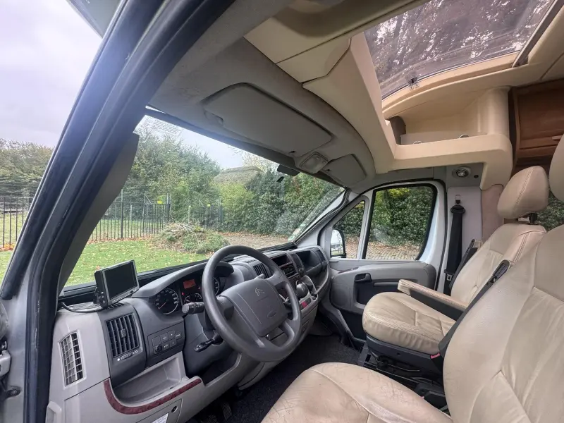 Rapido 7065+ F veel extra's accessoires  foto: 8